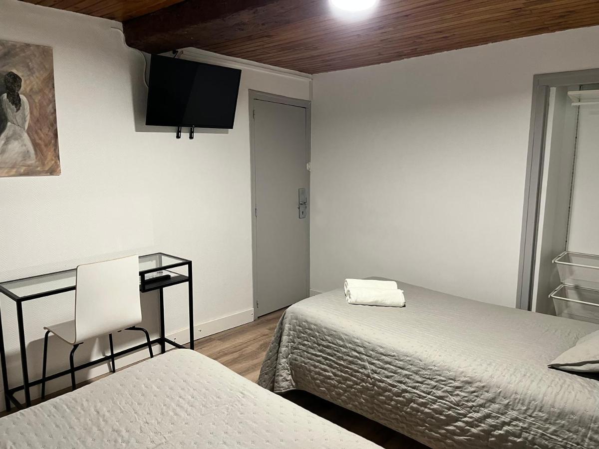 Hostal Ars Puigcerdà Esterno foto