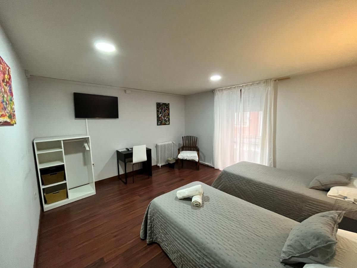 Hostal Ars Puigcerdà Esterno foto